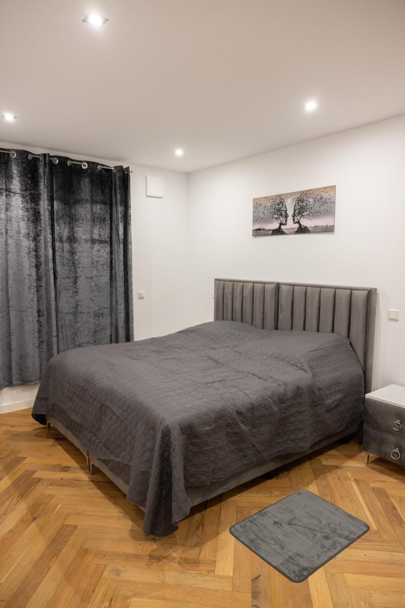 Neubau Apartment Mit Kamin Und Terrasse In Premium Lage Parkplatz Inklusive Bielefeld Exterior foto